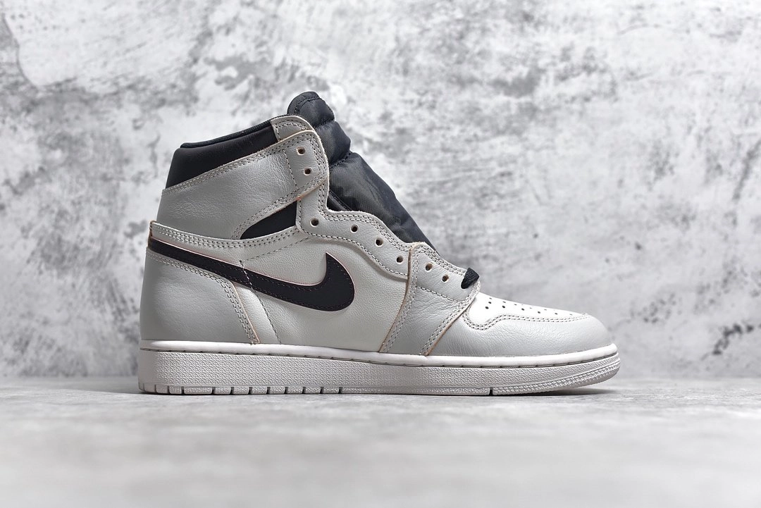 Air Jordan 1 x Nike SB High OG Light Bone