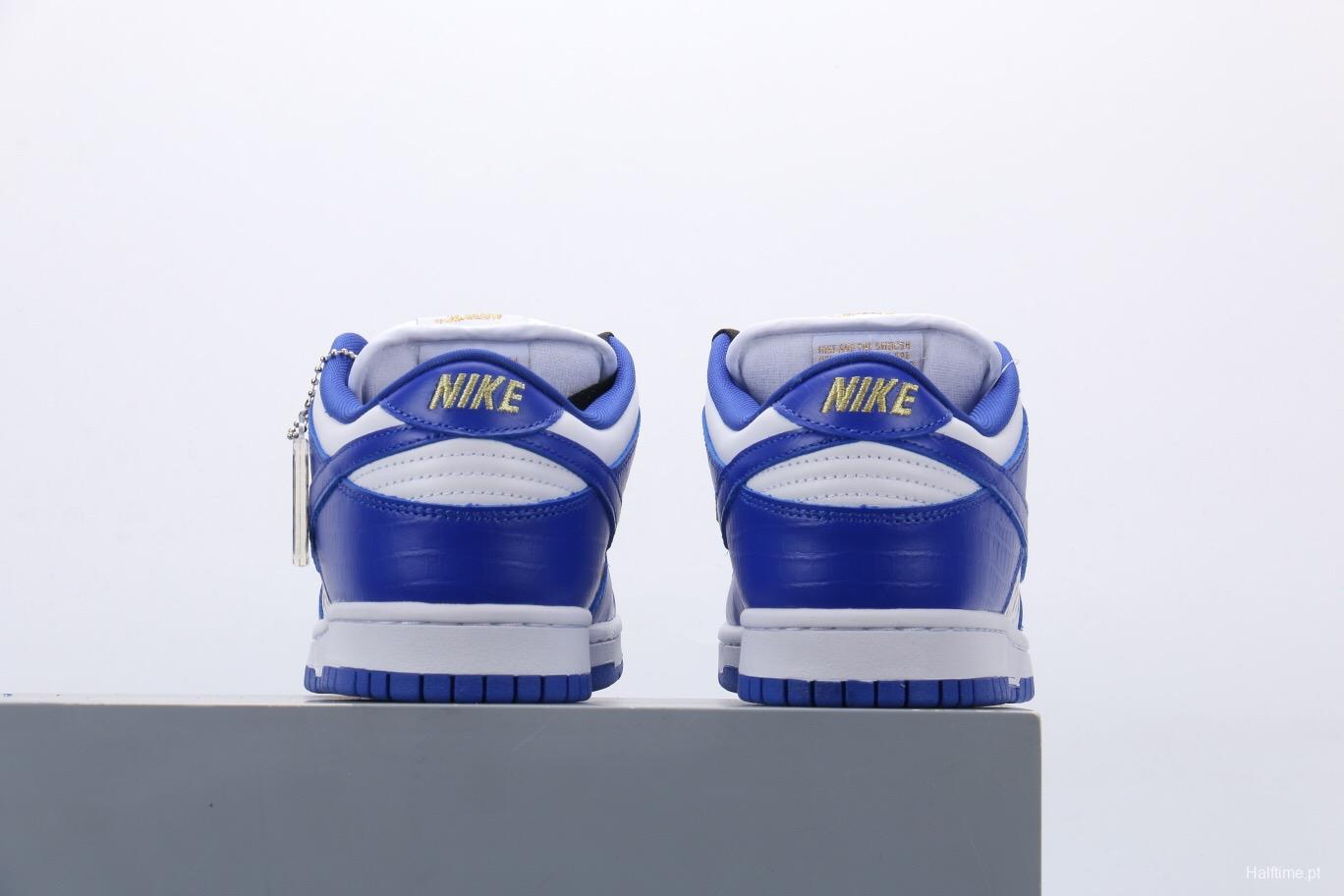 Supreme X Nike SB Dunk Low “Hyper Royal”