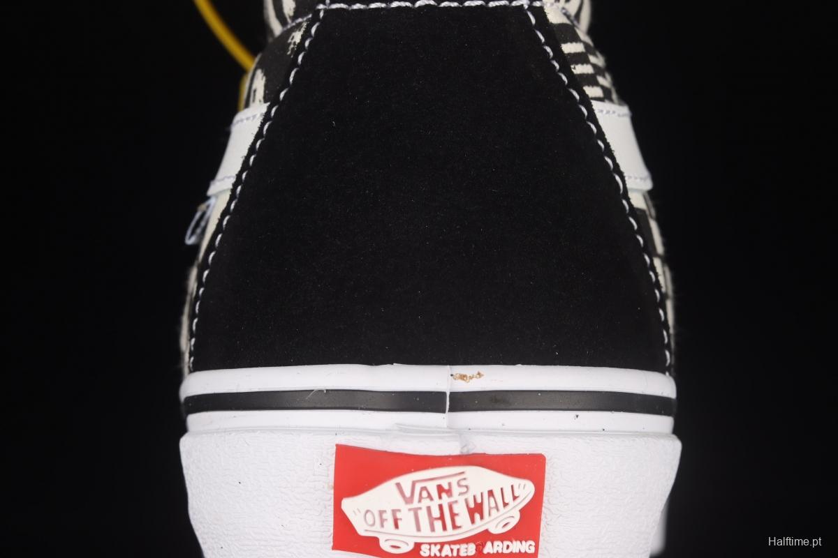 Vans Sk8-Hi black and white checkerboard lattice side stripes high-top casual board shoes VN0A5FCC9CU