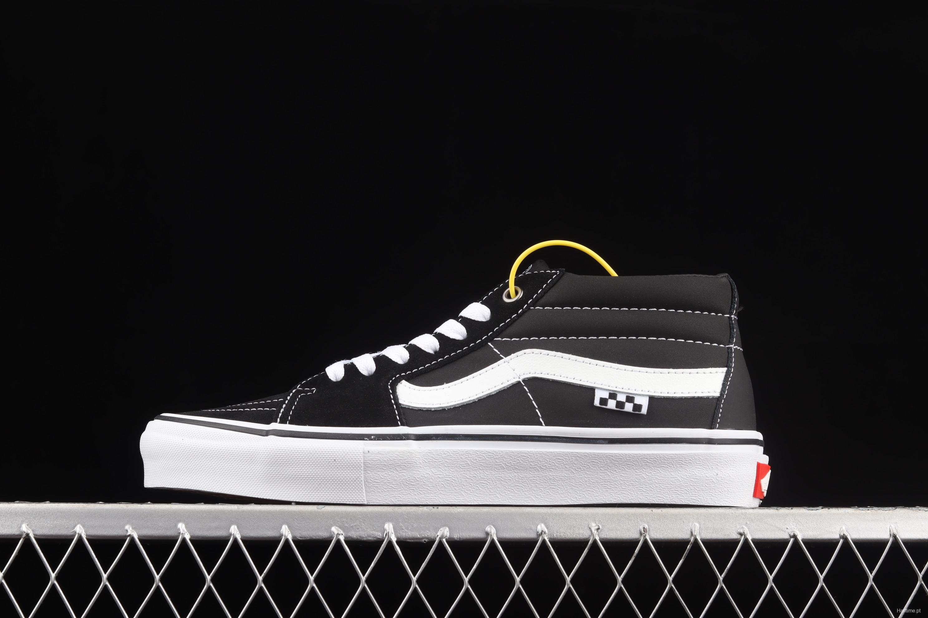 Vans Kate SK8-Mid black and white suede legendary skater superstar Jeff Grosso commemorates professional skateboard shoes VN0A5FCG625