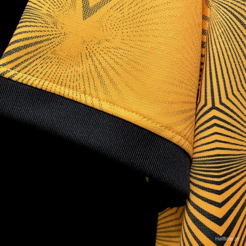 22/23 Kaizer Chiefs Home Soccer Jersey