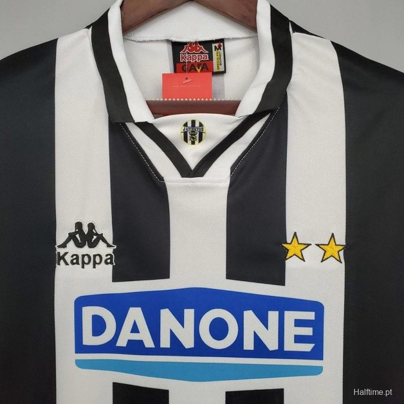 Retro 94/95 Juventus Home Jersey