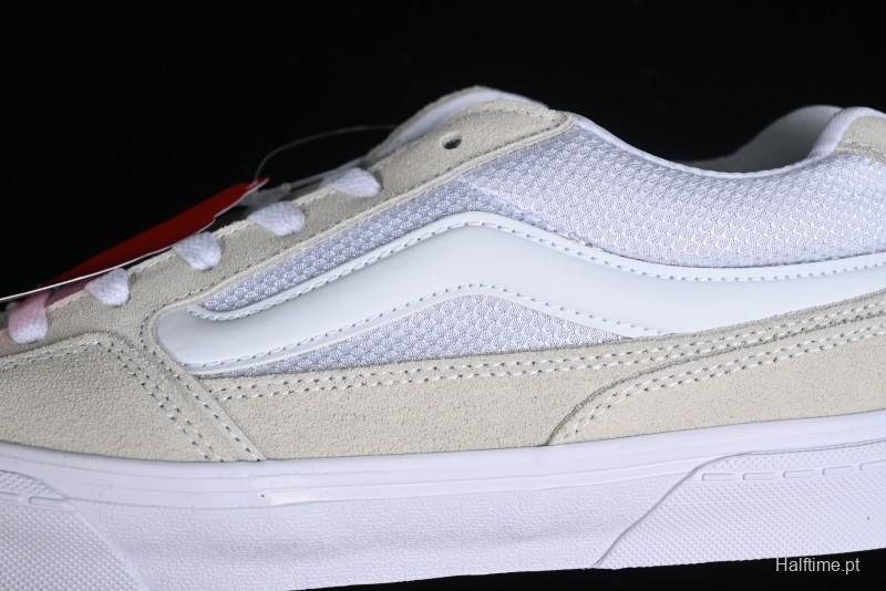 Vans Caldrone Chunky Retro Sneakers in White with Enhanced Cushioning - VN0007P9WHT
